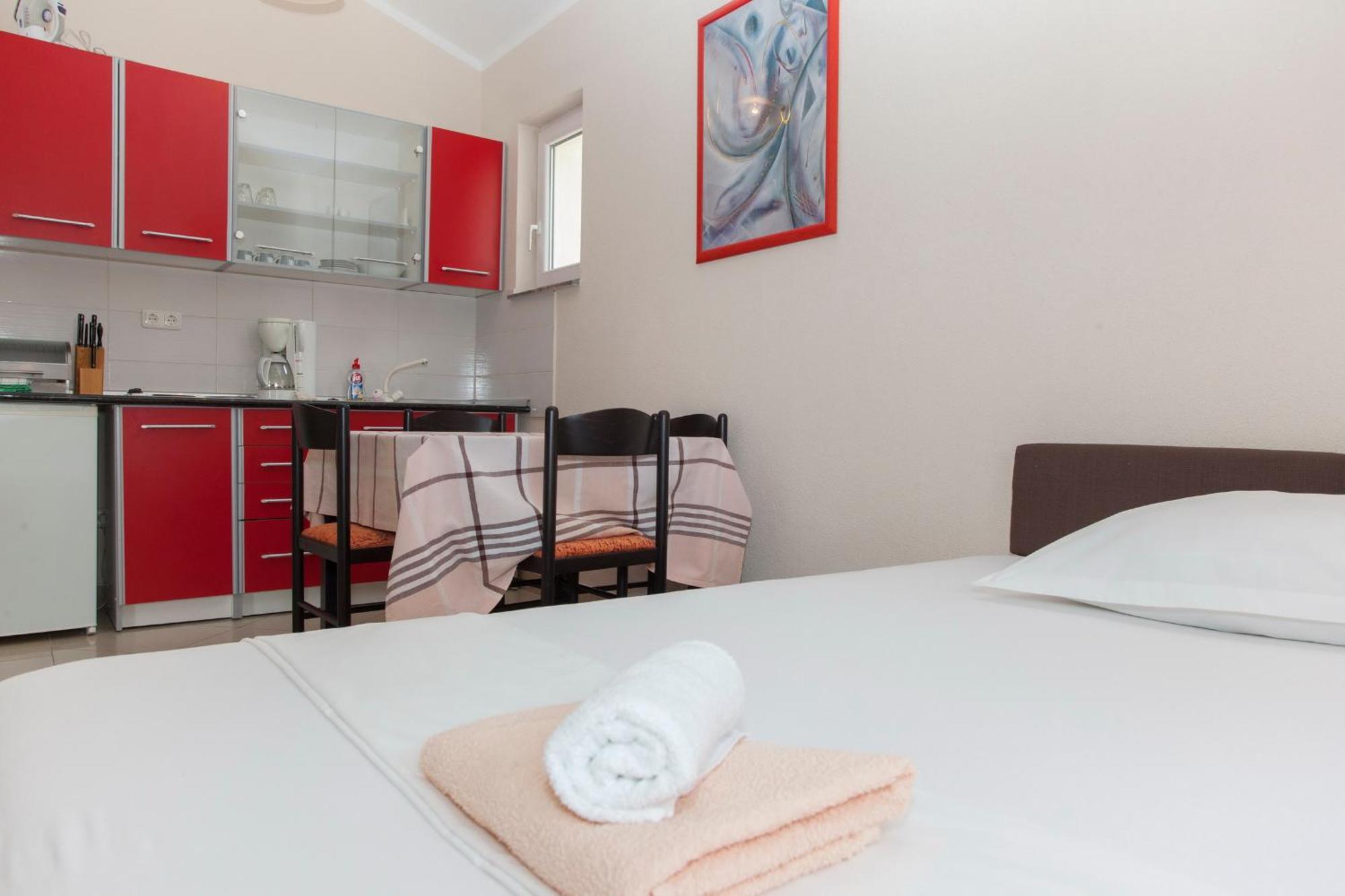Apartments Damjanovic มาคาร์สกา ห้อง รูปภาพ