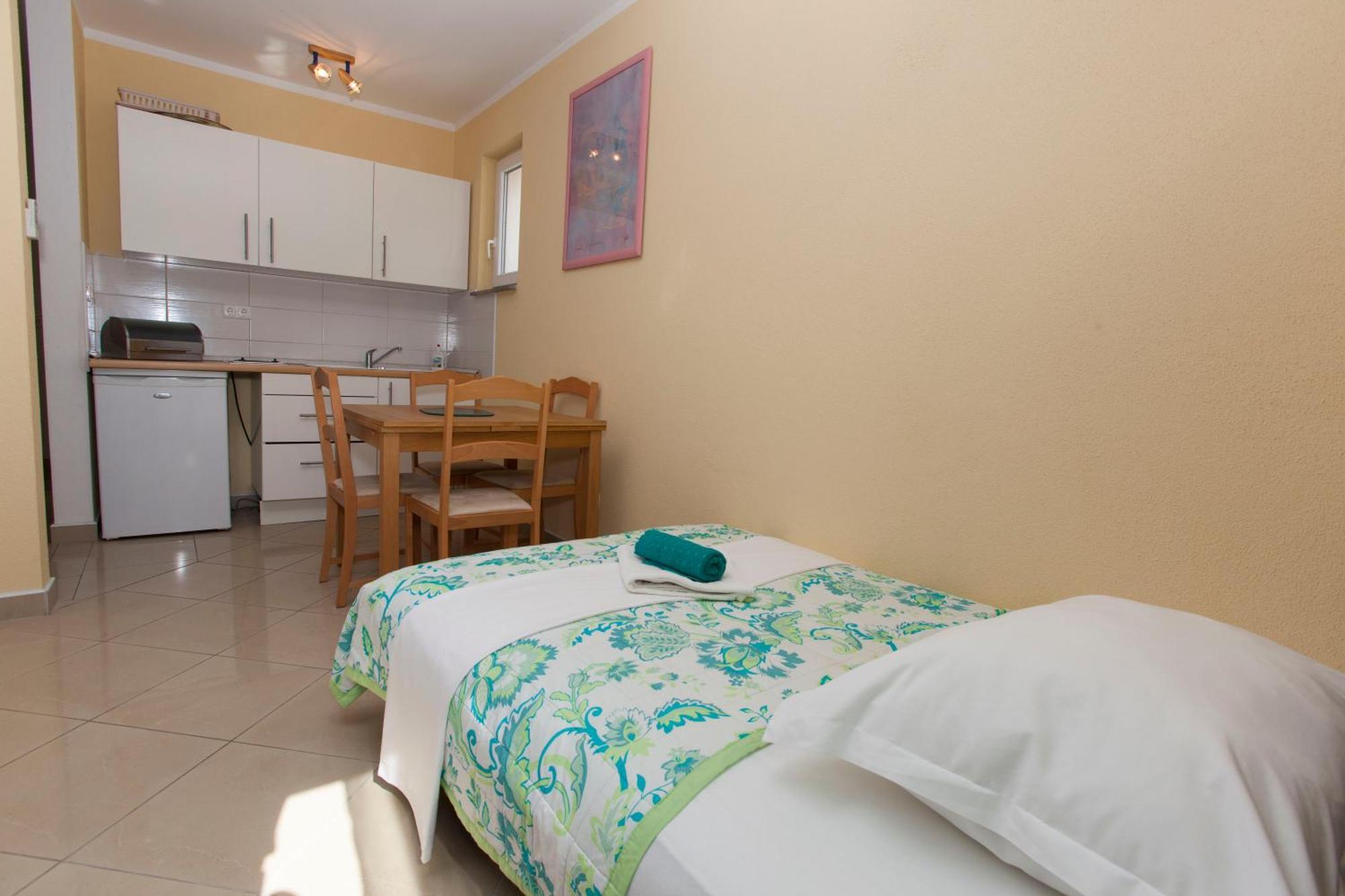 Apartments Damjanovic มาคาร์สกา ห้อง รูปภาพ