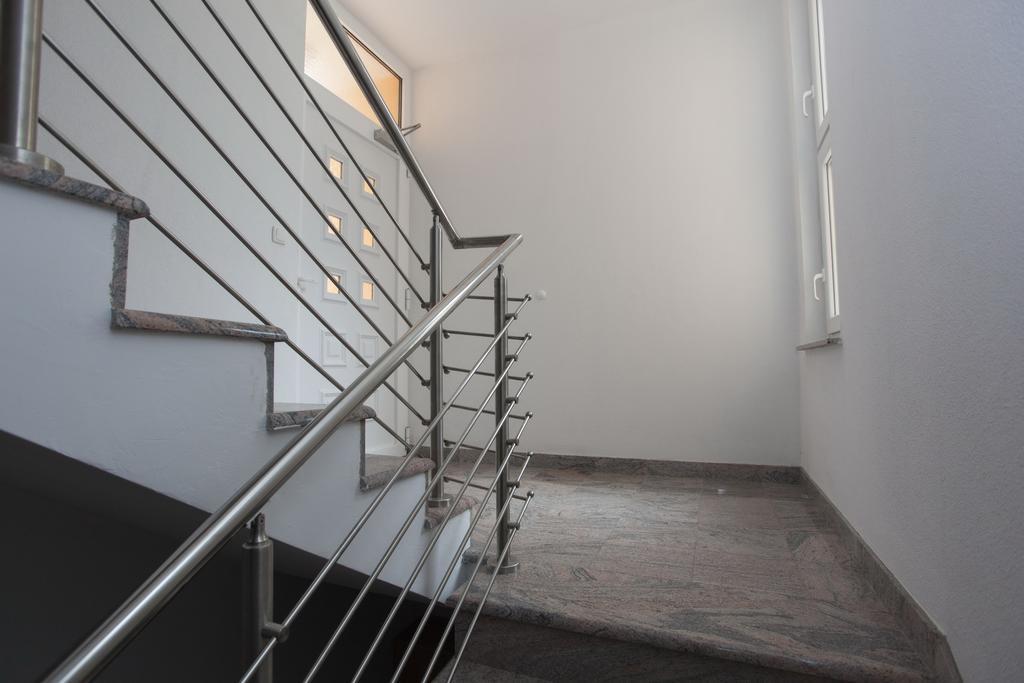 Apartments Damjanovic มาคาร์สกา ภายนอก รูปภาพ