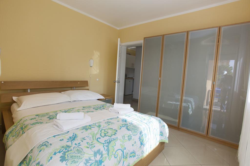 Apartments Damjanovic มาคาร์สกา ห้อง รูปภาพ