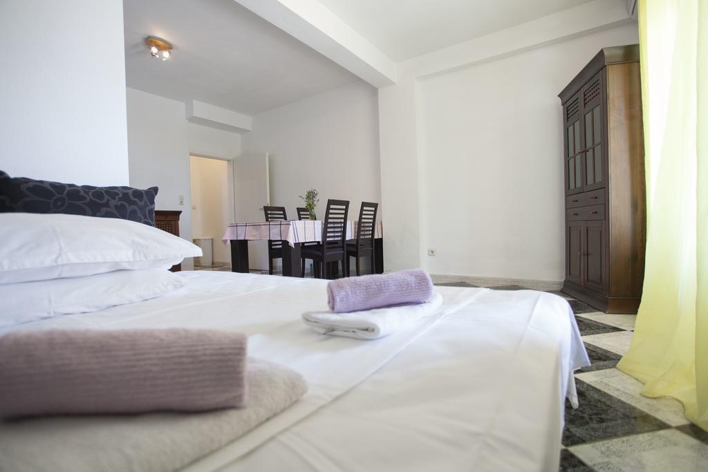 Apartments Damjanovic มาคาร์สกา ภายนอก รูปภาพ