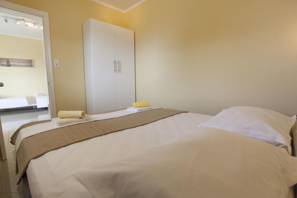 Apartments Damjanovic มาคาร์สกา ภายนอก รูปภาพ