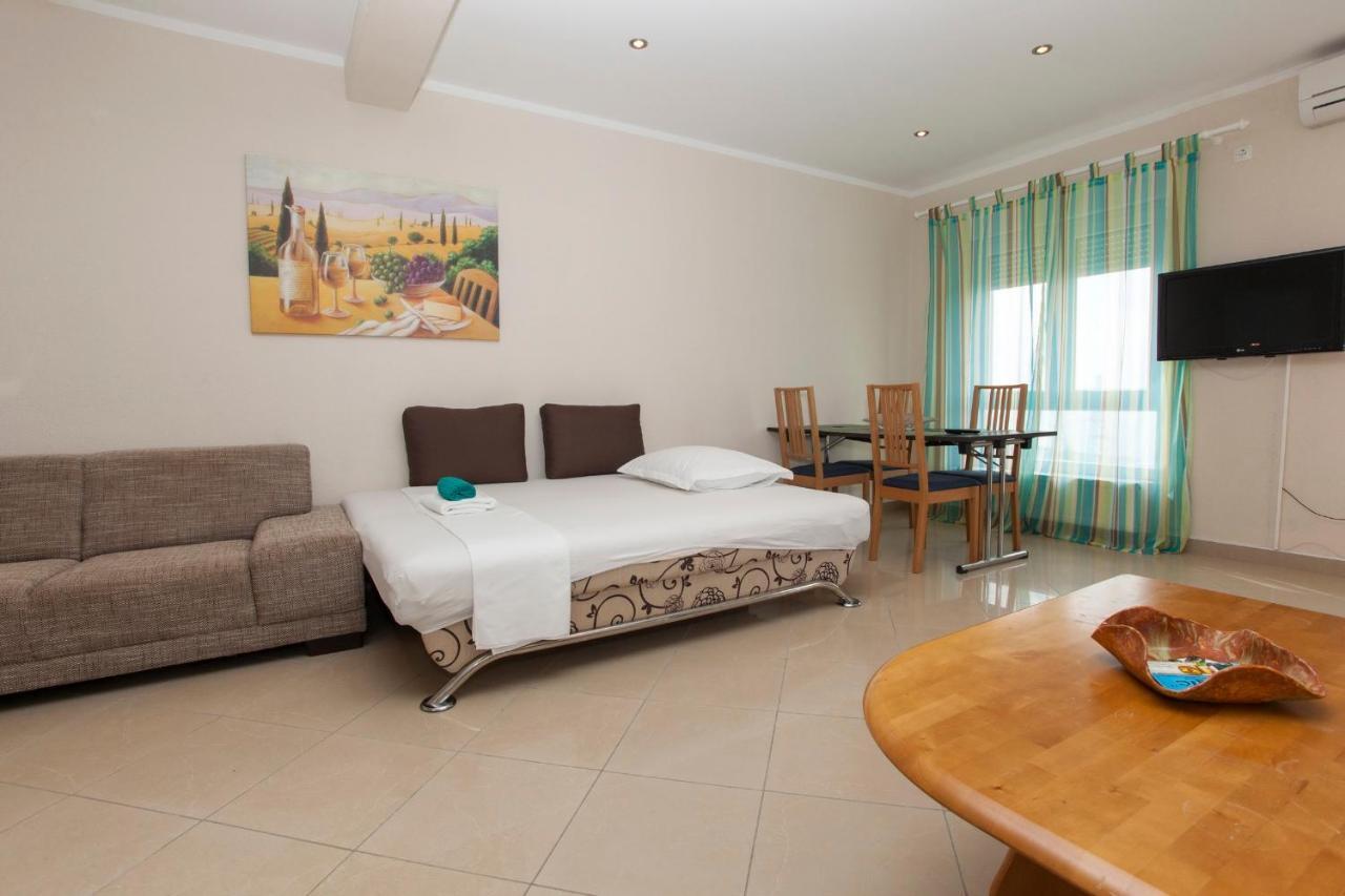 Apartments Damjanovic มาคาร์สกา ห้อง รูปภาพ